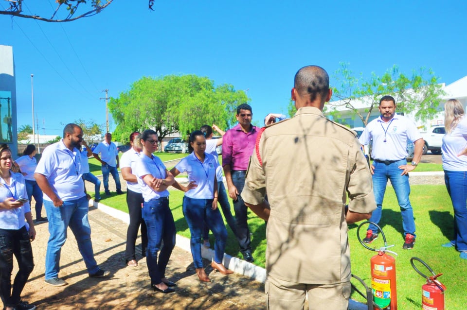 Câmara Municipal de Primavera do Leste realiza capacitação em primeiros socorros e prevenção de incêndio.jpg