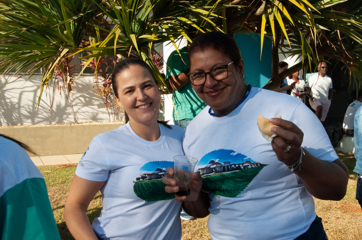 Ação de limpeza da nascente afluente do Córrego Traíra