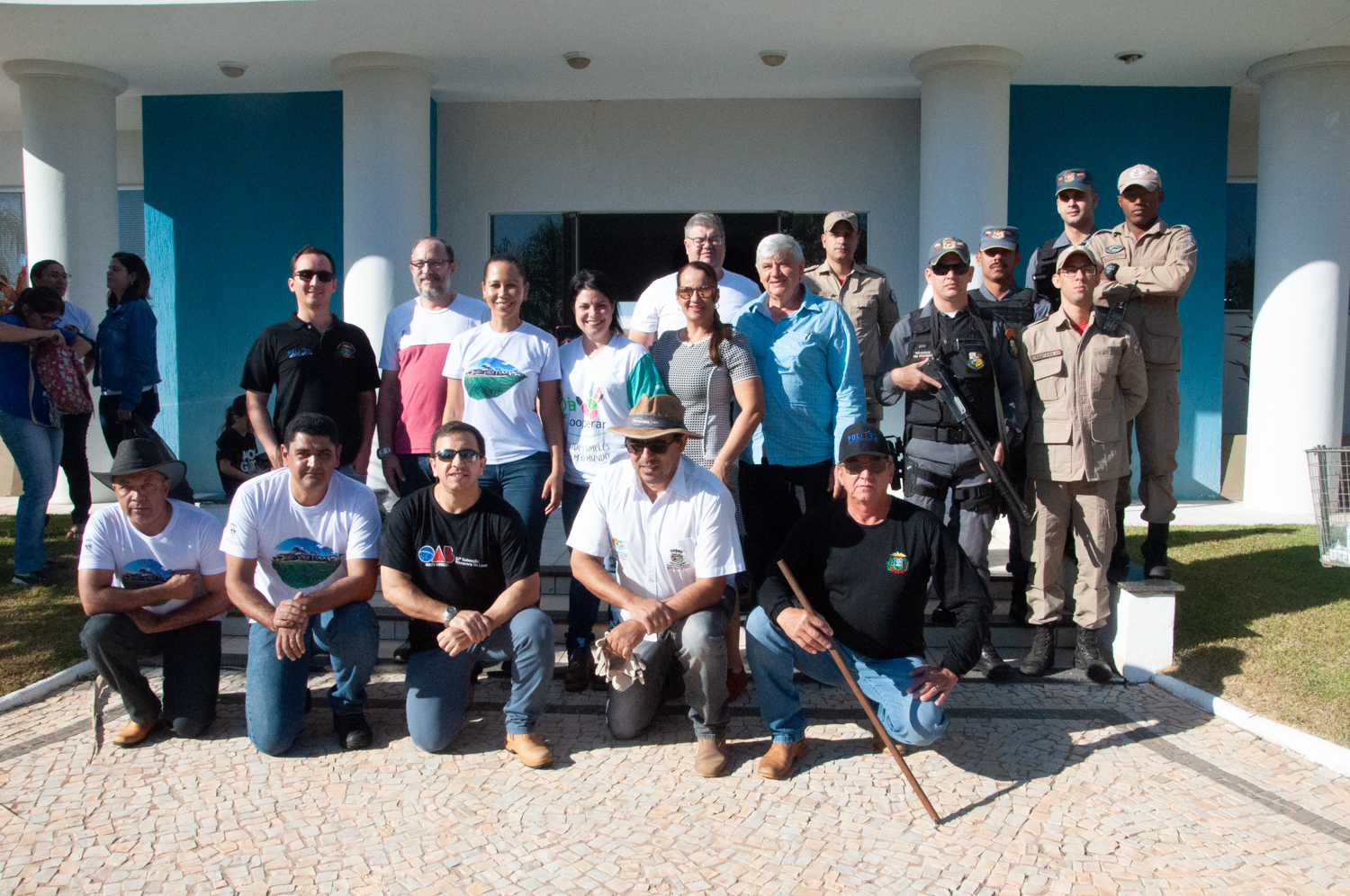 Ação de limpeza da nascente afluente do Córrego Traíra