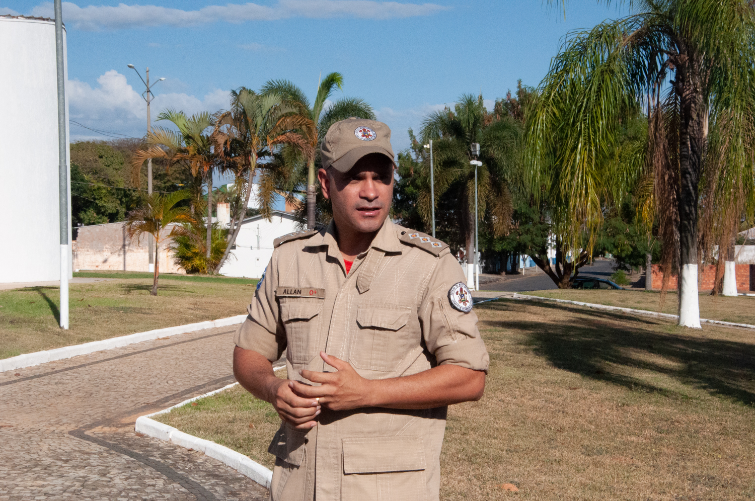 Ação de limpeza da nascente afluente do Córrego Traíra
