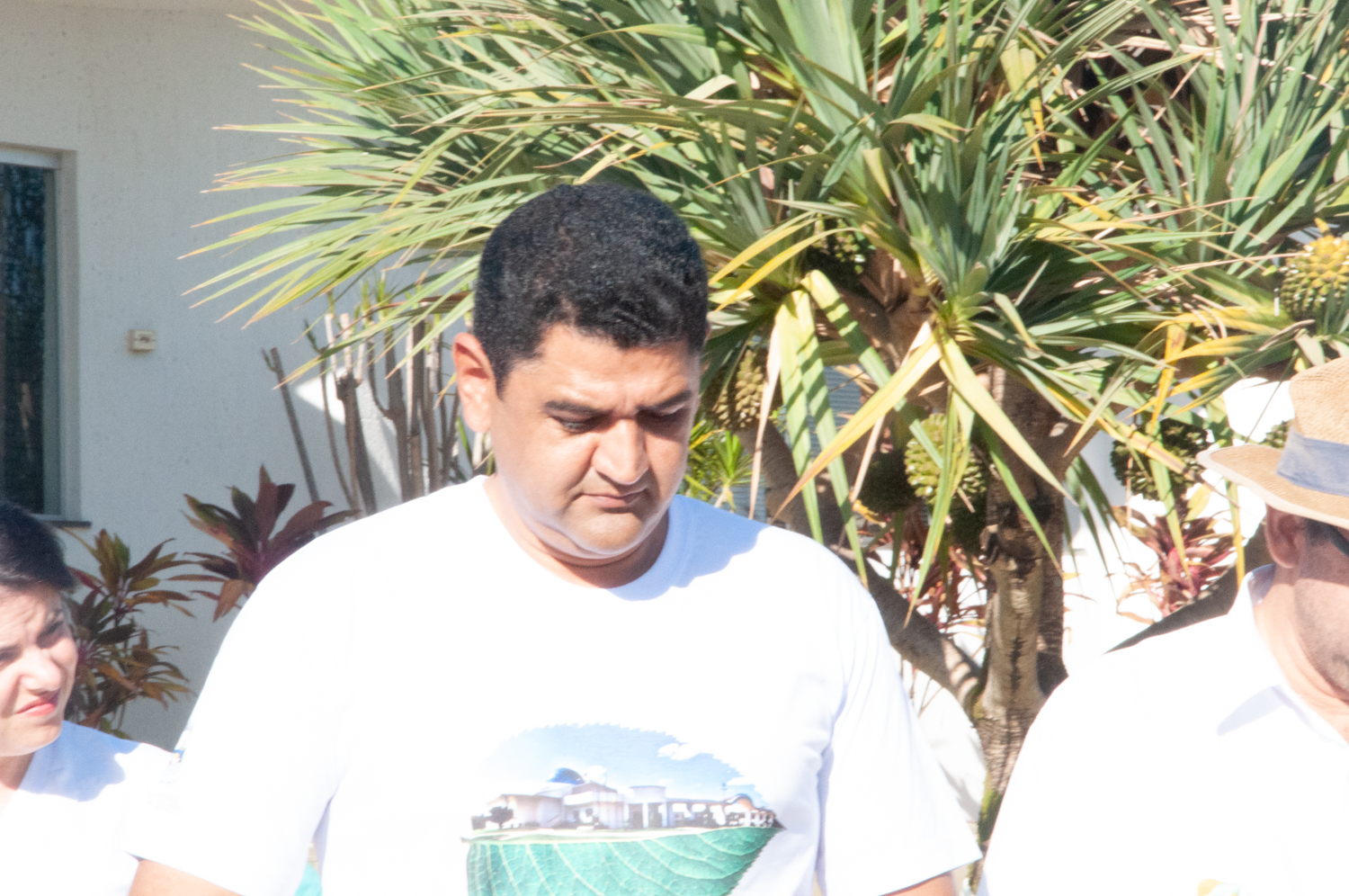 Ação de limpeza da nascente afluente do Córrego Traíra