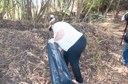 Ação de limpeza da nascente afluente do Córrego Traíra