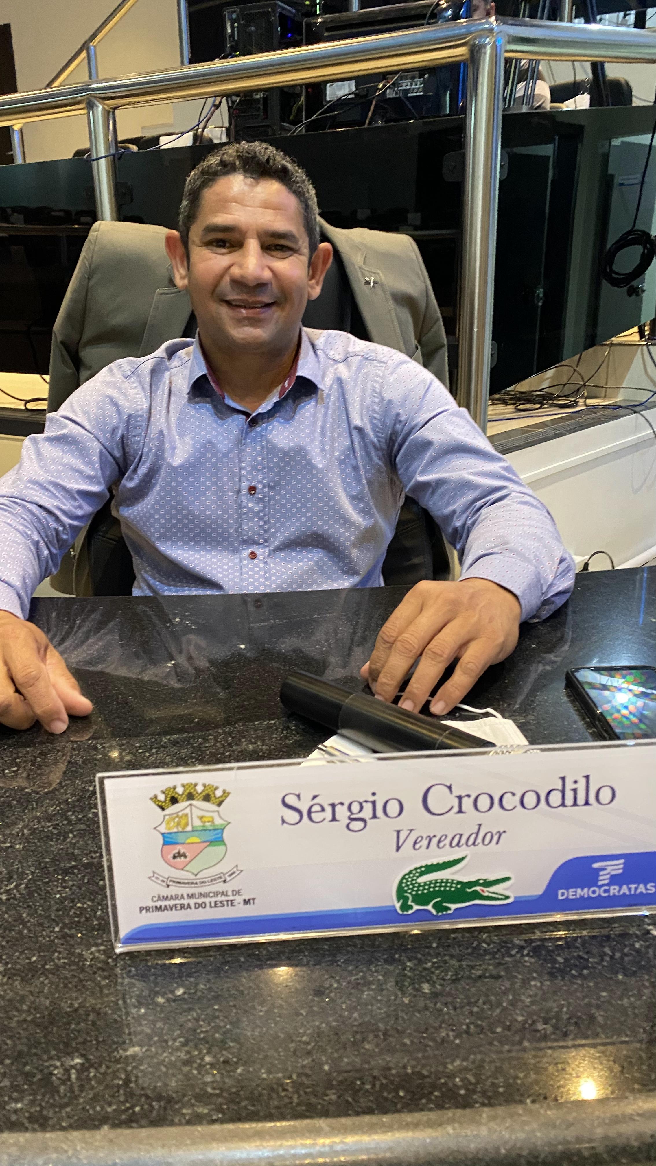 Crocodilo sugere que parte do dinheiro economizado pela Câmara seja destinado as zerar a fila das cirurgias eletivas