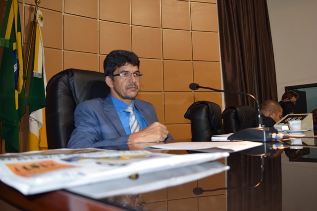 JOSAFÁ EMPLACA CINCO PROJETOS APROVADOS EM SESSÃO