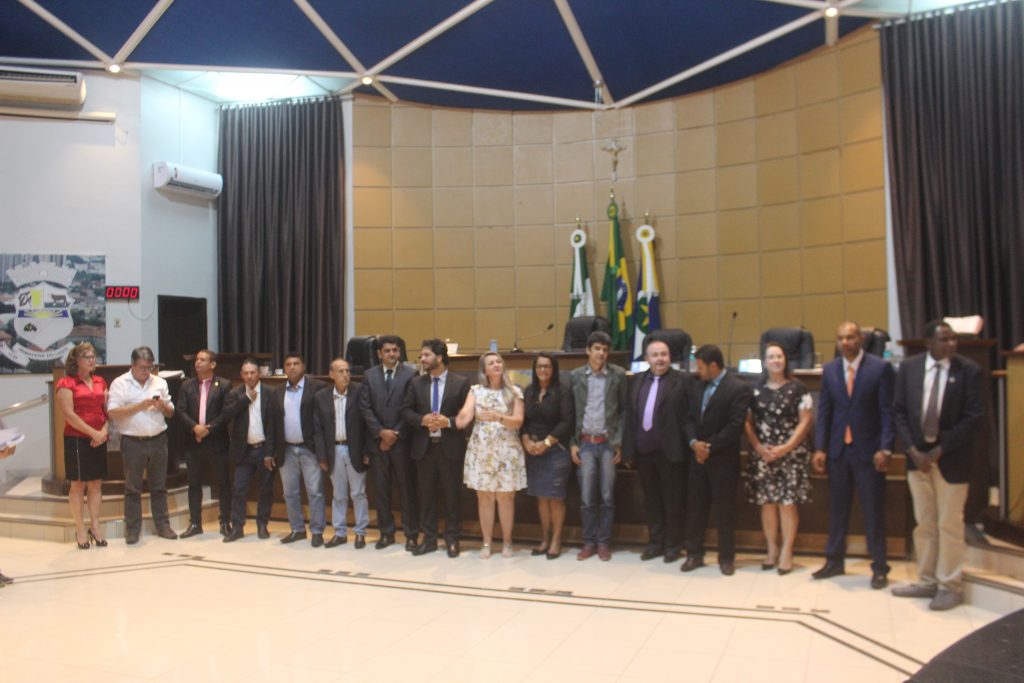 Merendeiras são homenageadas com entrega de Moção de Aplausos