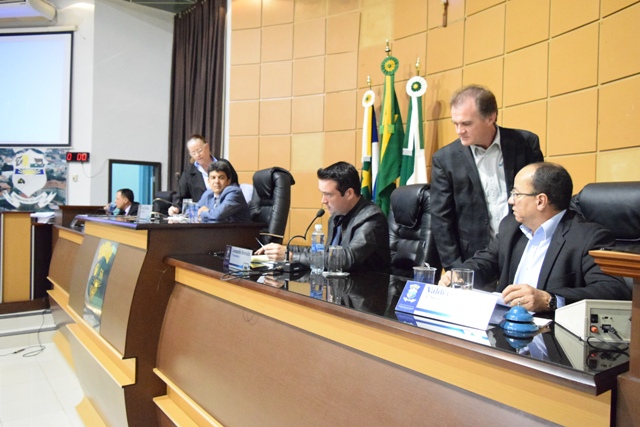 Relatório da CPI foi votado em plenário e denúncia foi arquivada
