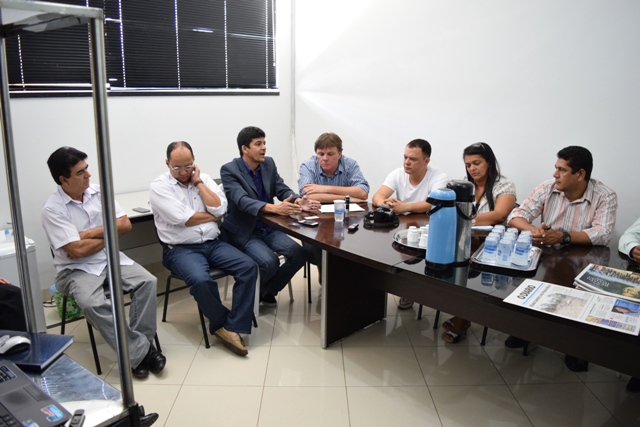 Reunião com Secretário se estendeu por mais de 4 horas. Vereadores cobraram ações e produtividade