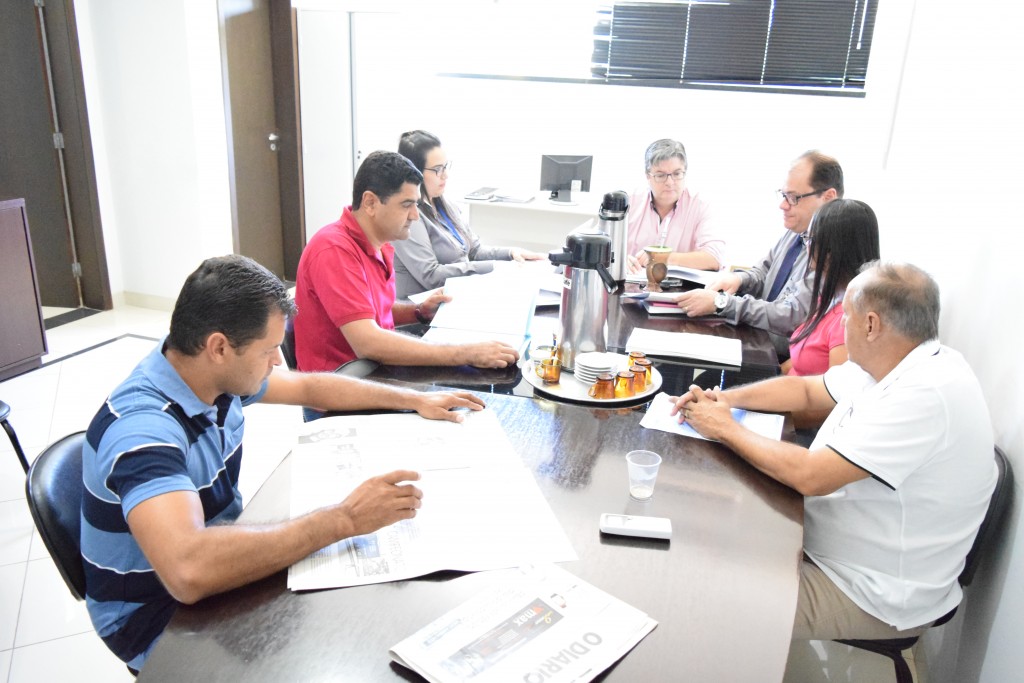 REUNIÃO DA CJR HOJE NA CASA. SEGUEM OS TRABALHOS