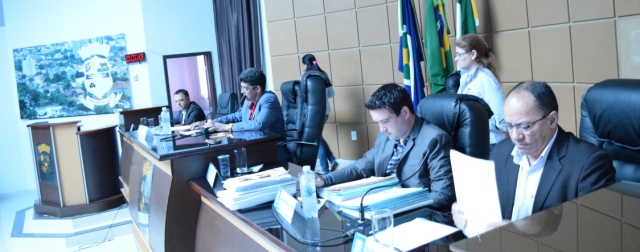 SESSÃO VESPERTINA TRANSCORREU DENTRO DA NORMALIDADE