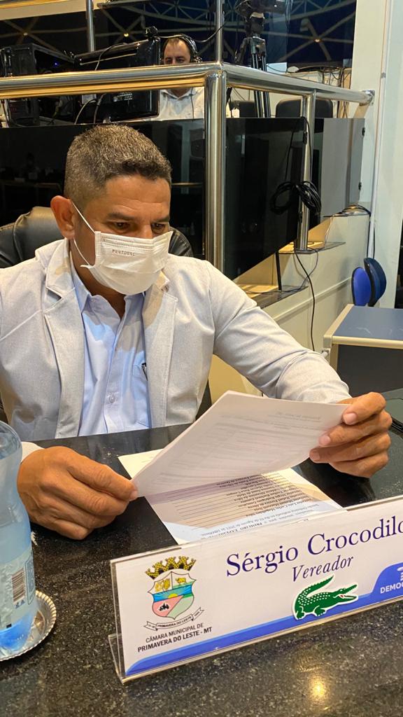 Vereador Crocodilo busca soluções para resolver problema do lixo no município