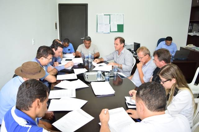 VEREADORES AMPLIAM DEBATE SOBRE PLANO DIRETOR