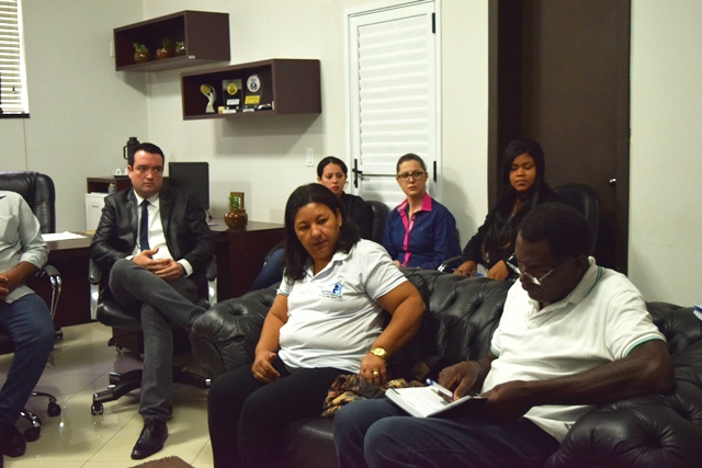 VEREADORES SE REÚNEM COM PASTORAL E SINALIZAM APOIO
