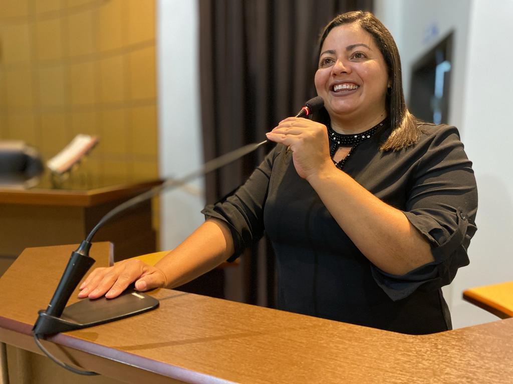 Karla cobra Plano de Mobilidade e pede semáforos pela cidade   