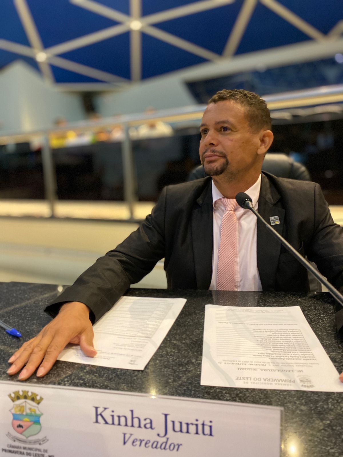 Kinha, defensor das casas populares, comemora aprovação de projeto   