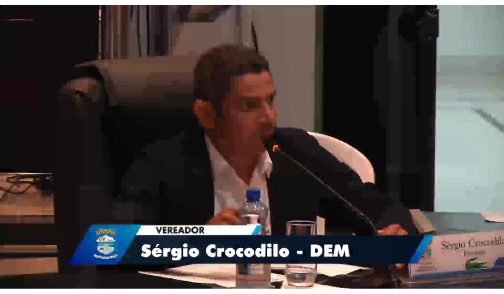 Vereador Sérgio Crocodilo solicita construção de conjunto habitacional em Primavera